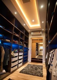 Большая открытая гардеробная комната с комбинированным наполнением Белово